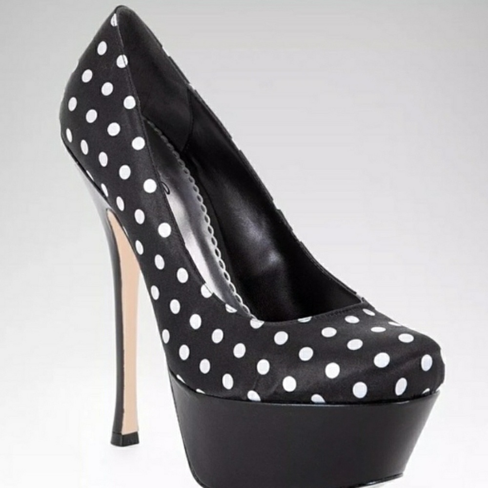Bebe Polka dots heels sz 10